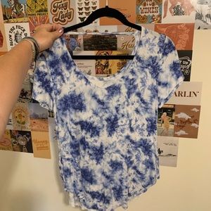 Hollister easy T-shirt.